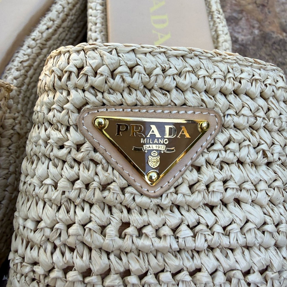 Genuine raffia crotchet PRADA summer Beige Woven Slides slippers - Picture 4 of 12